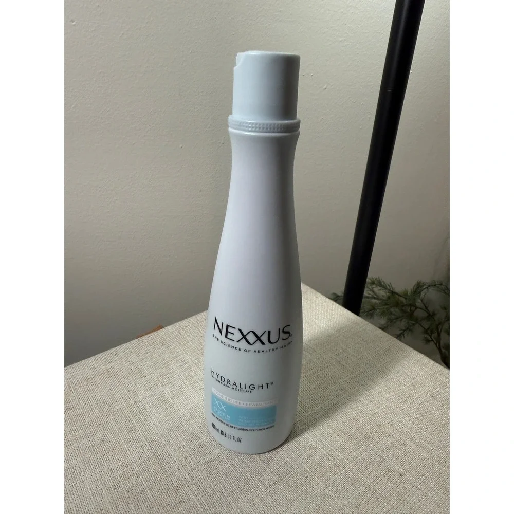 Nexxus HydraLight Weightless Moisture Conditioner 13.5 Protein Fusion Fine Hair